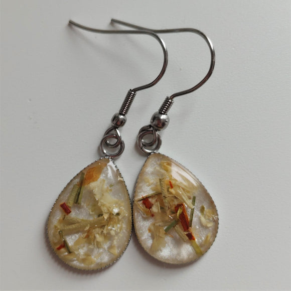 Clear mind earrings